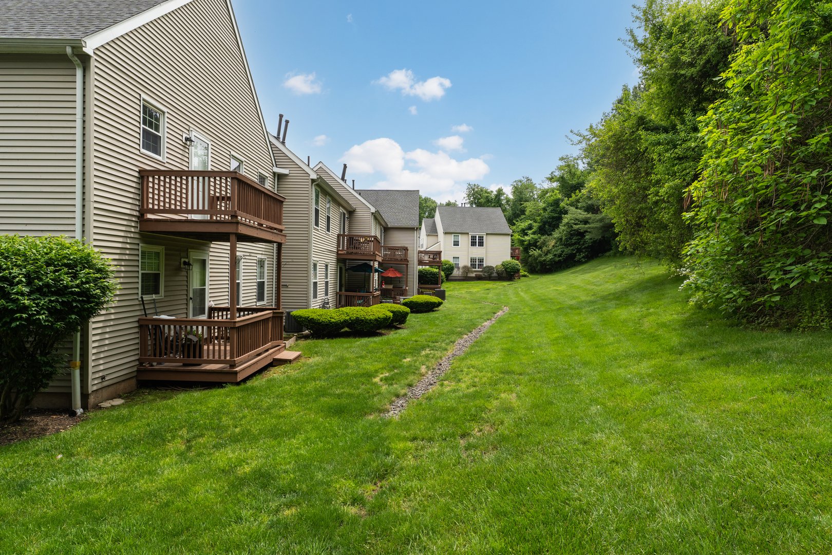 229 Branford Road  #225 Photo 5