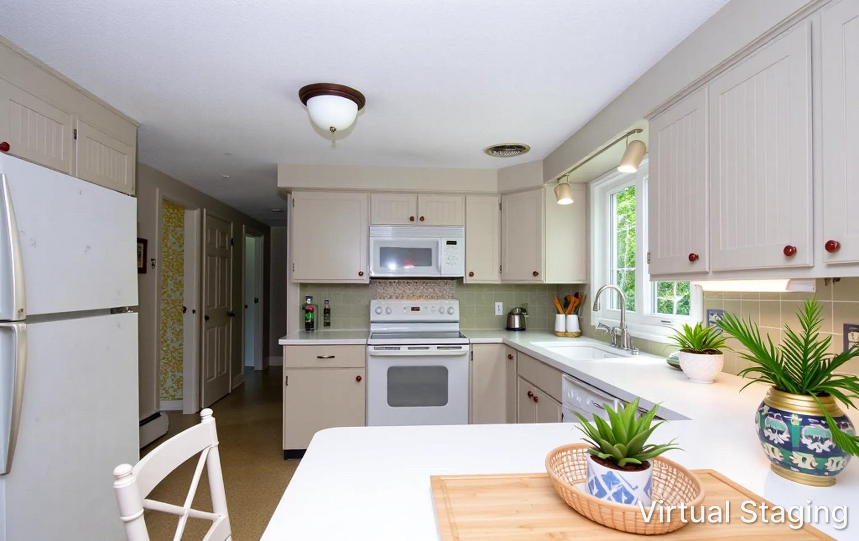 39 Churchill Lane Photo 7