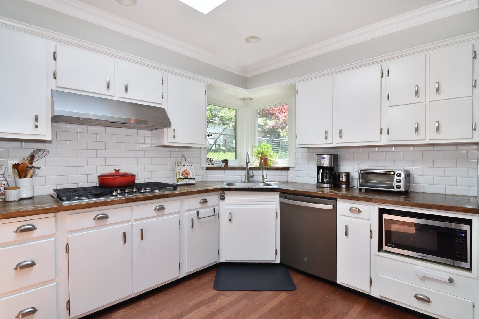 26 Riverview Avenue Photo 10