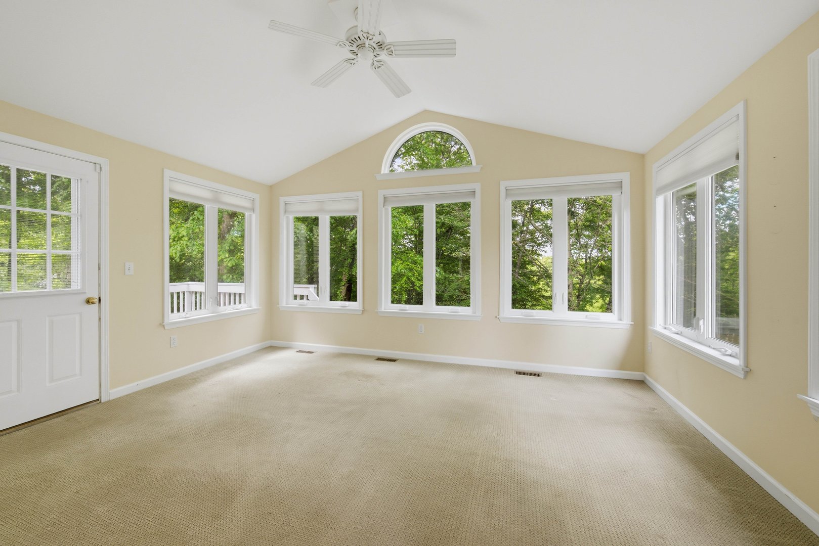 20 Pequot Court #20 Photo 16