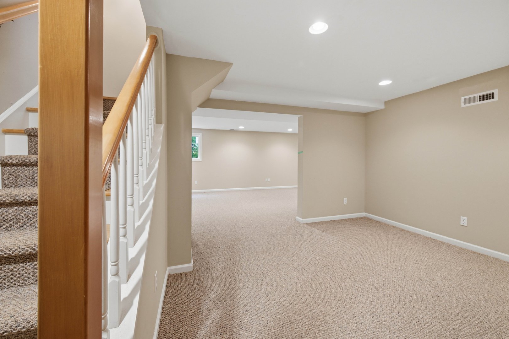 20 Pequot Court #20 Photo 34