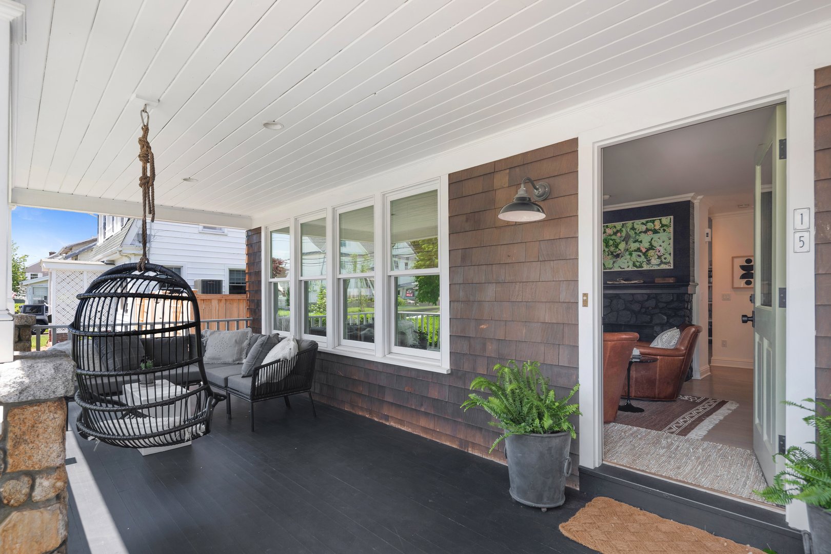 15 Marion Avenue Photo 5