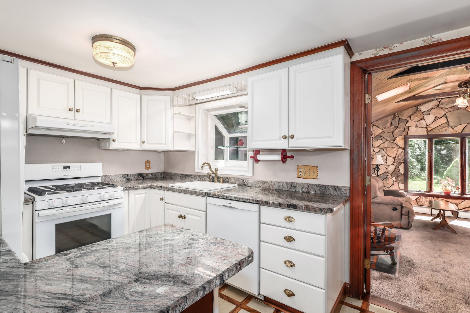 671 Kettletown Road Photo 7