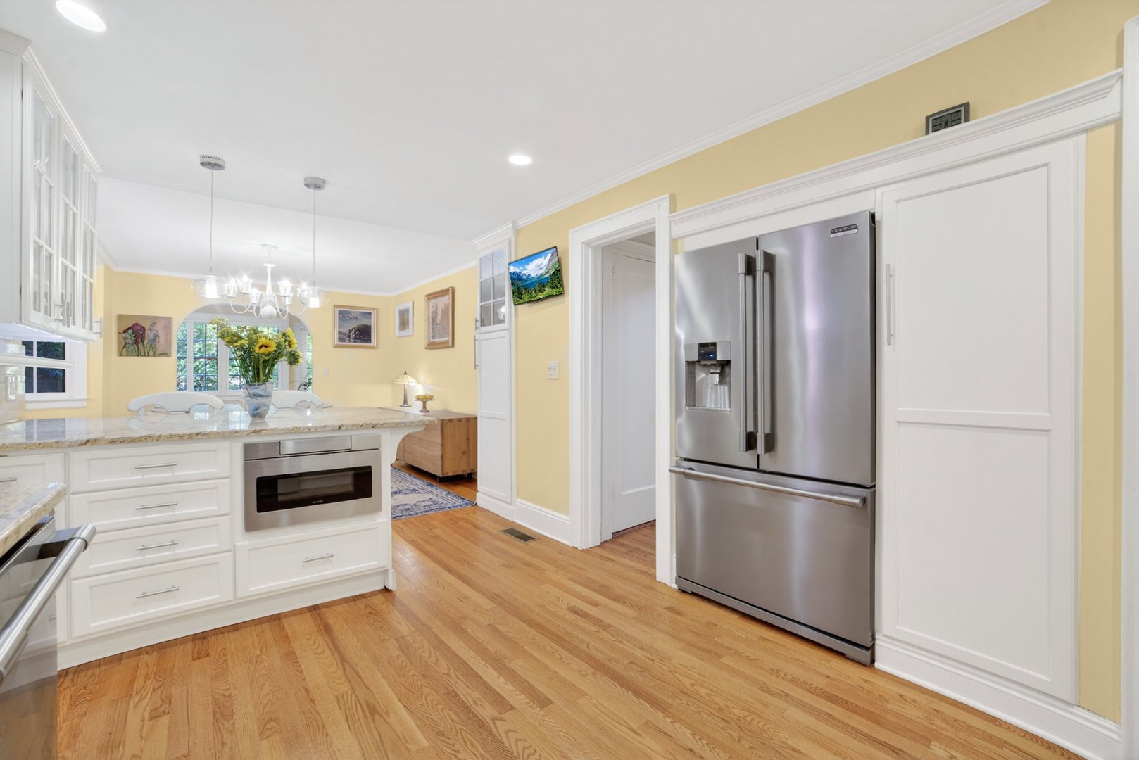 77 Edgemont Road Photo 17