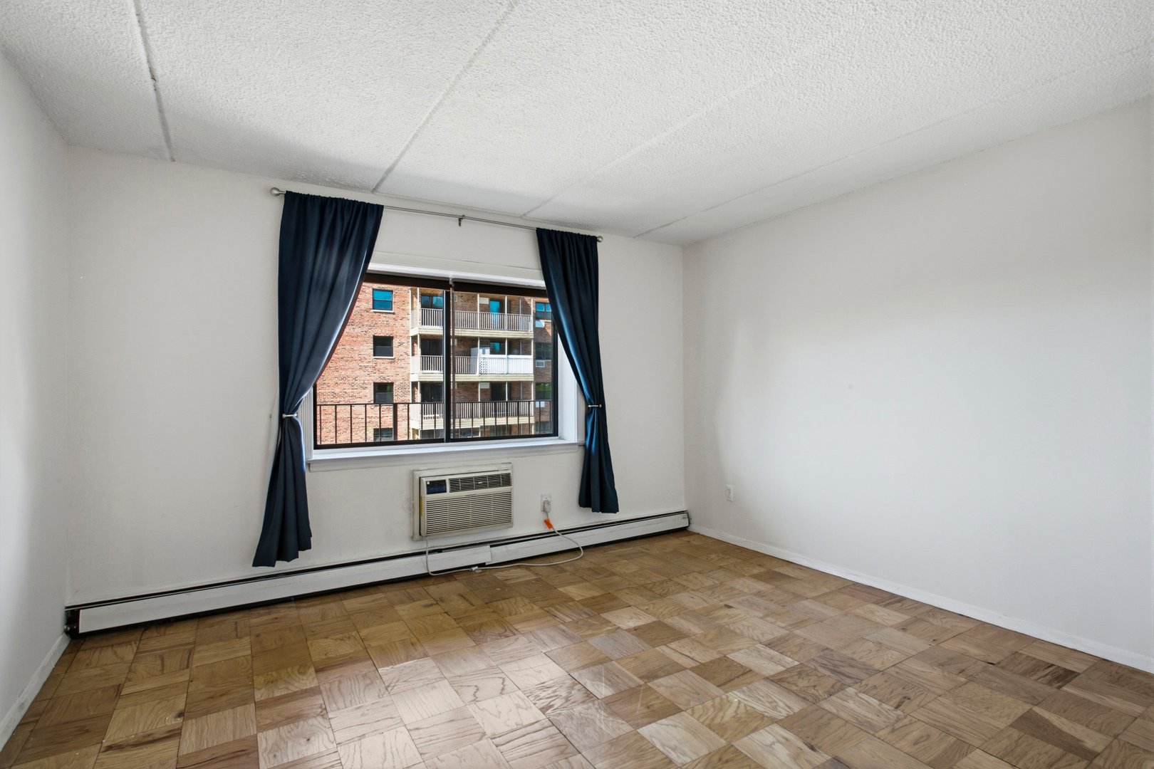 687 Bronx River Road  #6C Photo 13