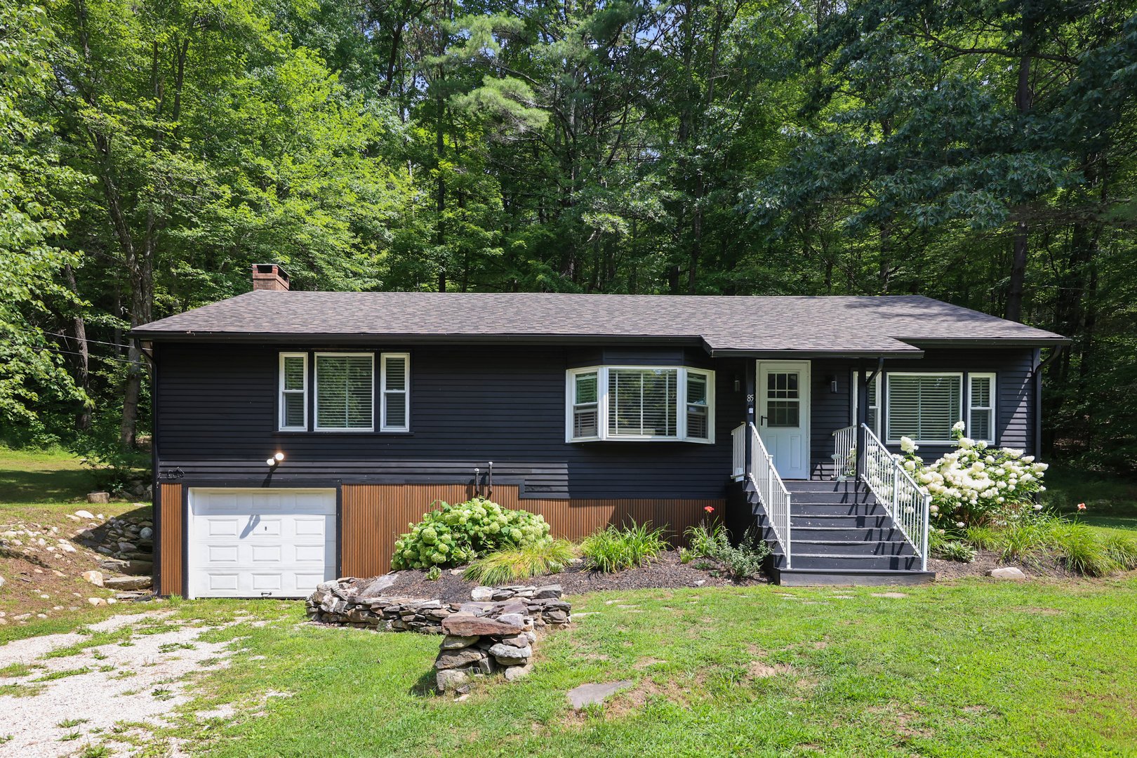 85 Pixley Rd Photo 1
