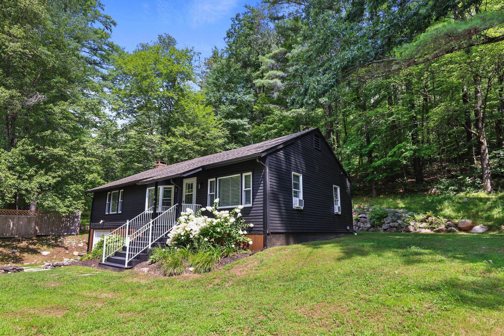 85 Pixley Rd Photo 2