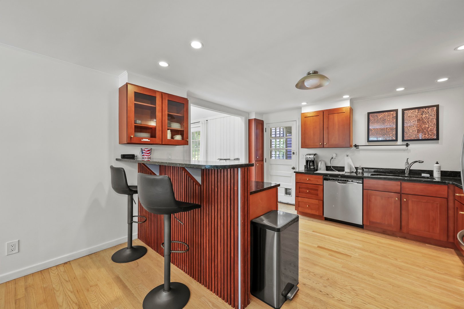 85 Pixley Rd Photo 6