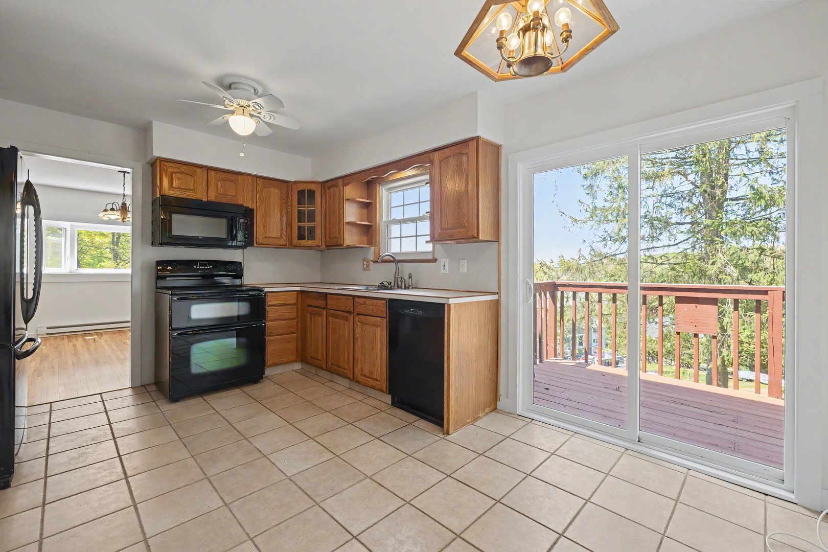 2 Alice Road Photo 12