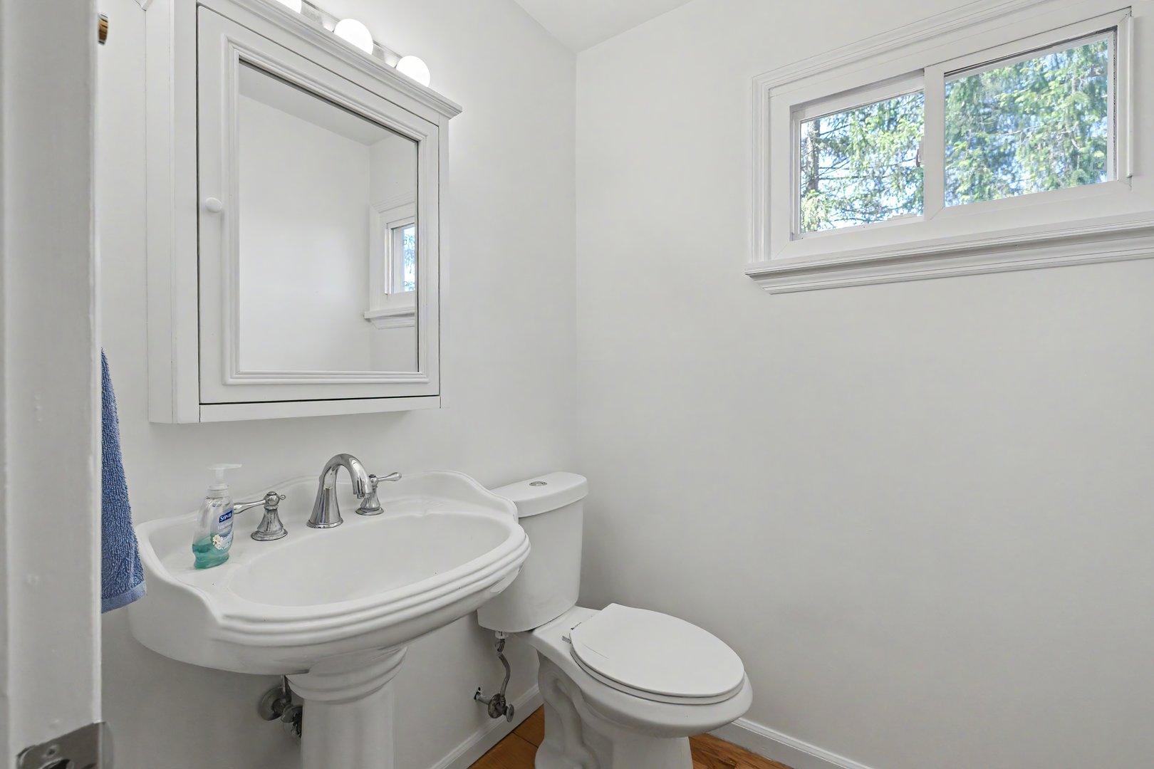 2 Alice Road Photo 14