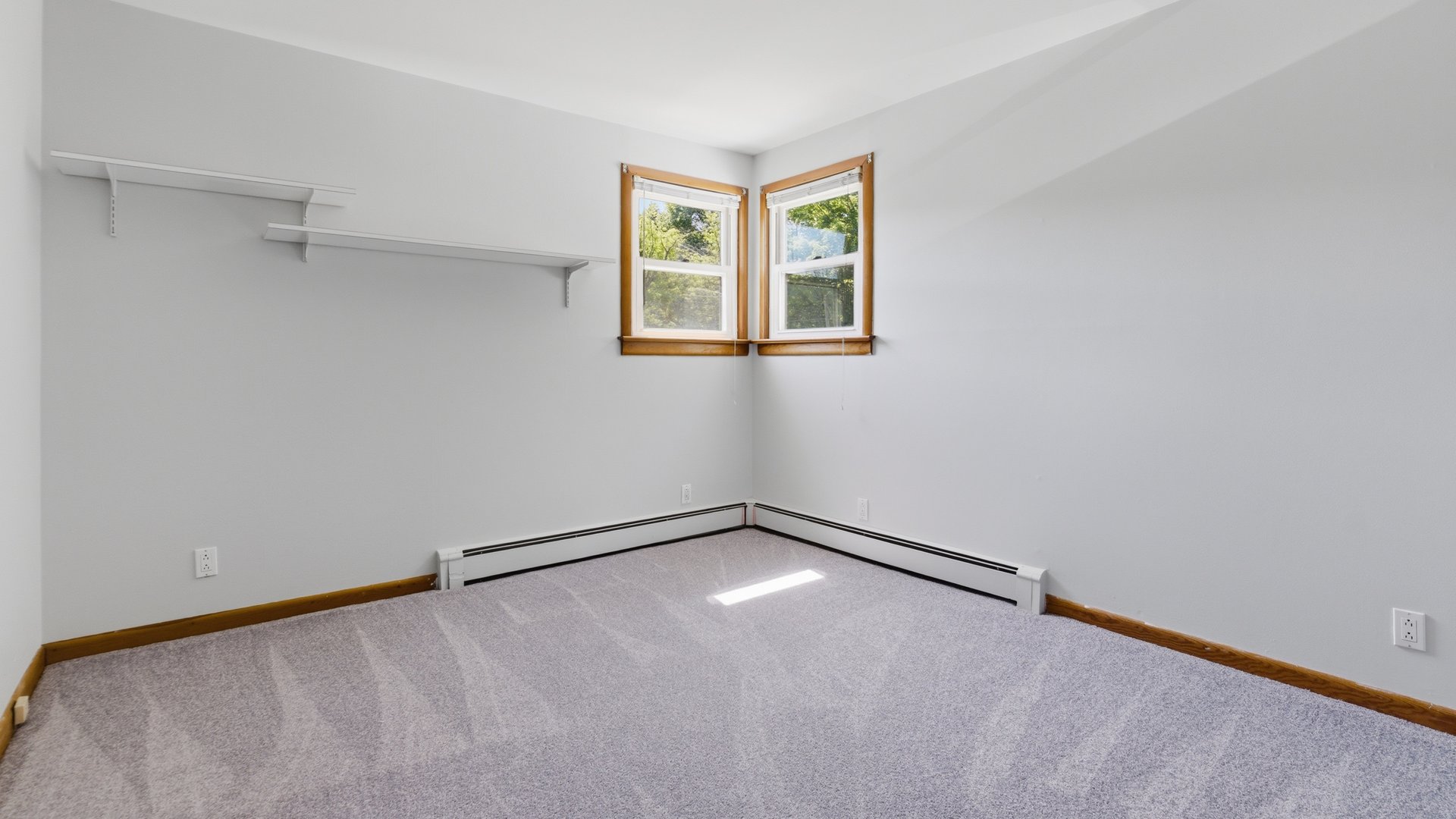 125 Friend St Photo 22