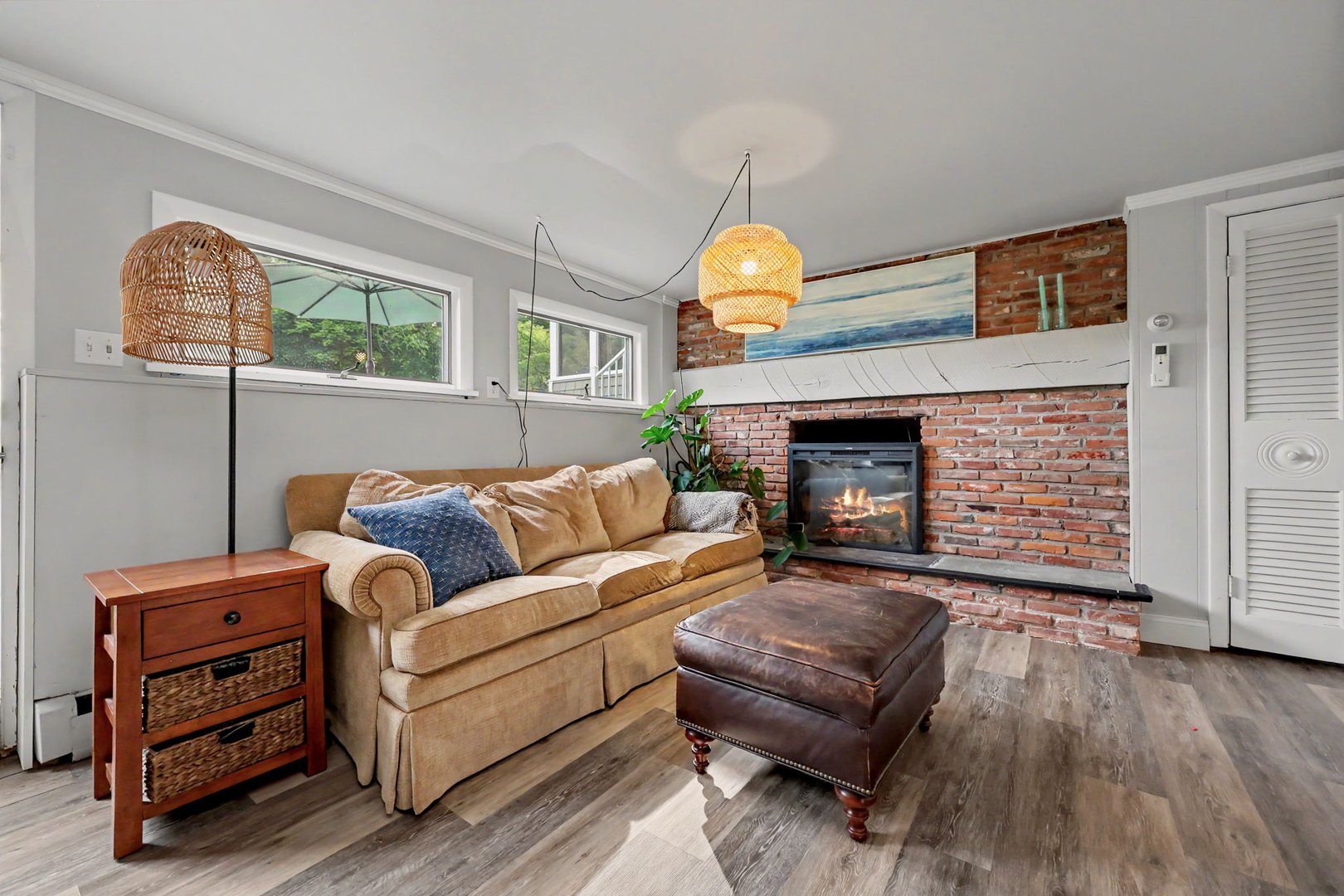 240 Third Avenue Photo 22