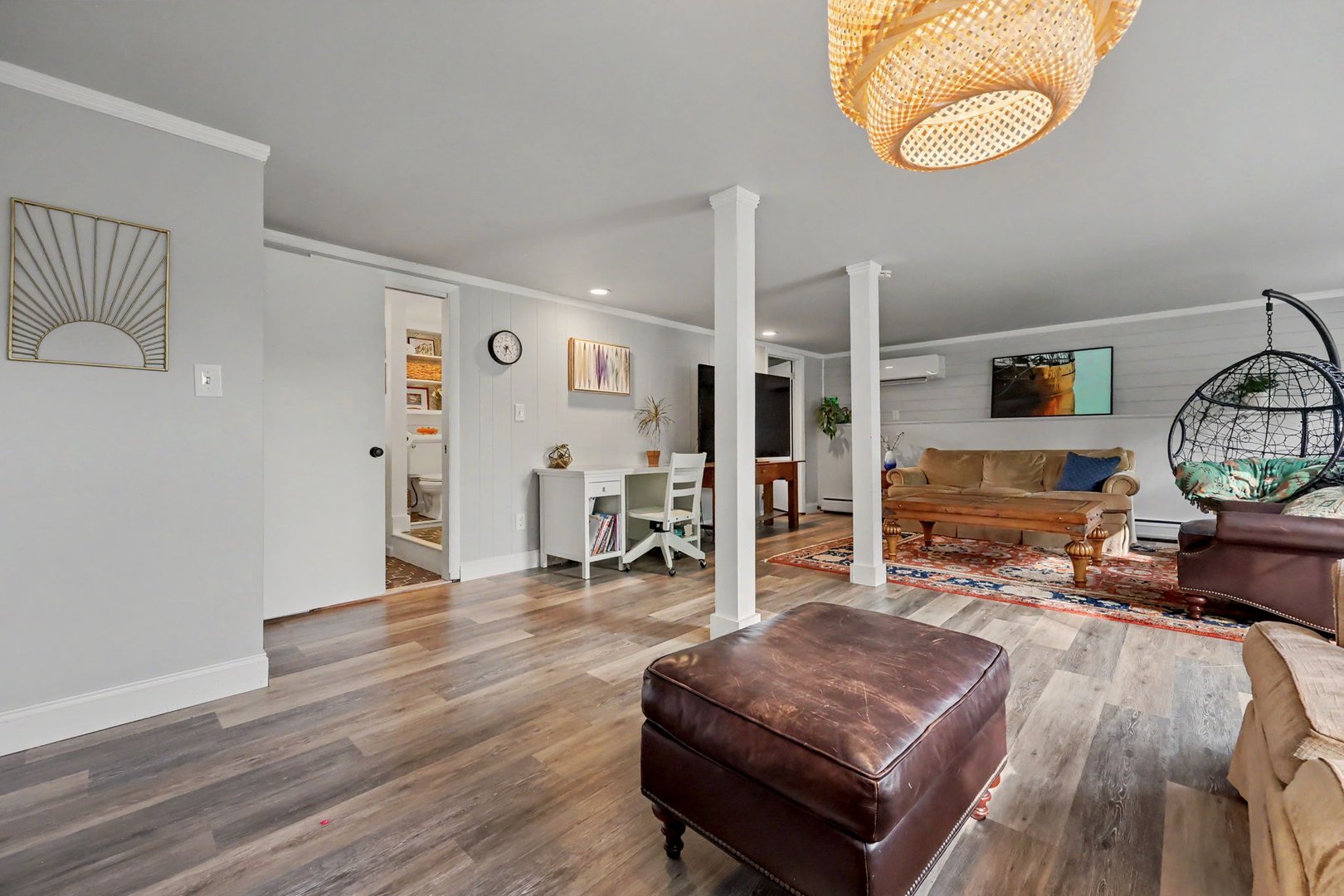240 Third Avenue Photo 23