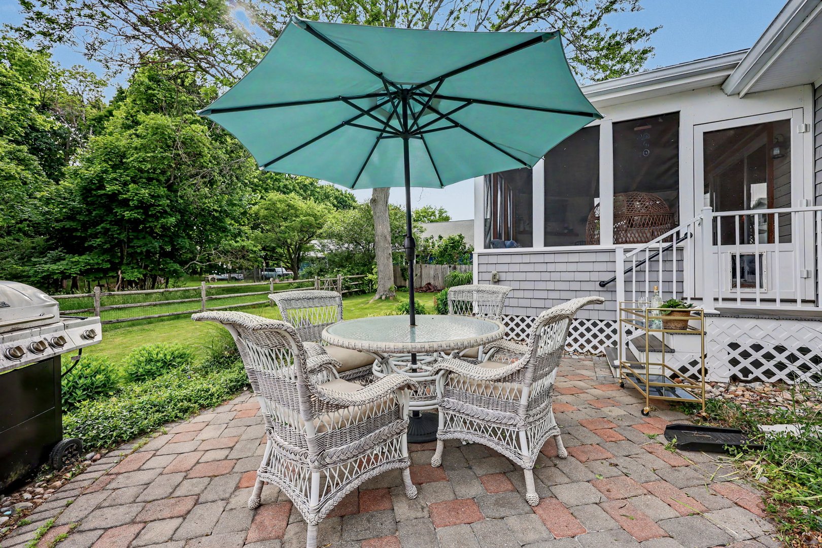 240 Third Avenue Photo 35