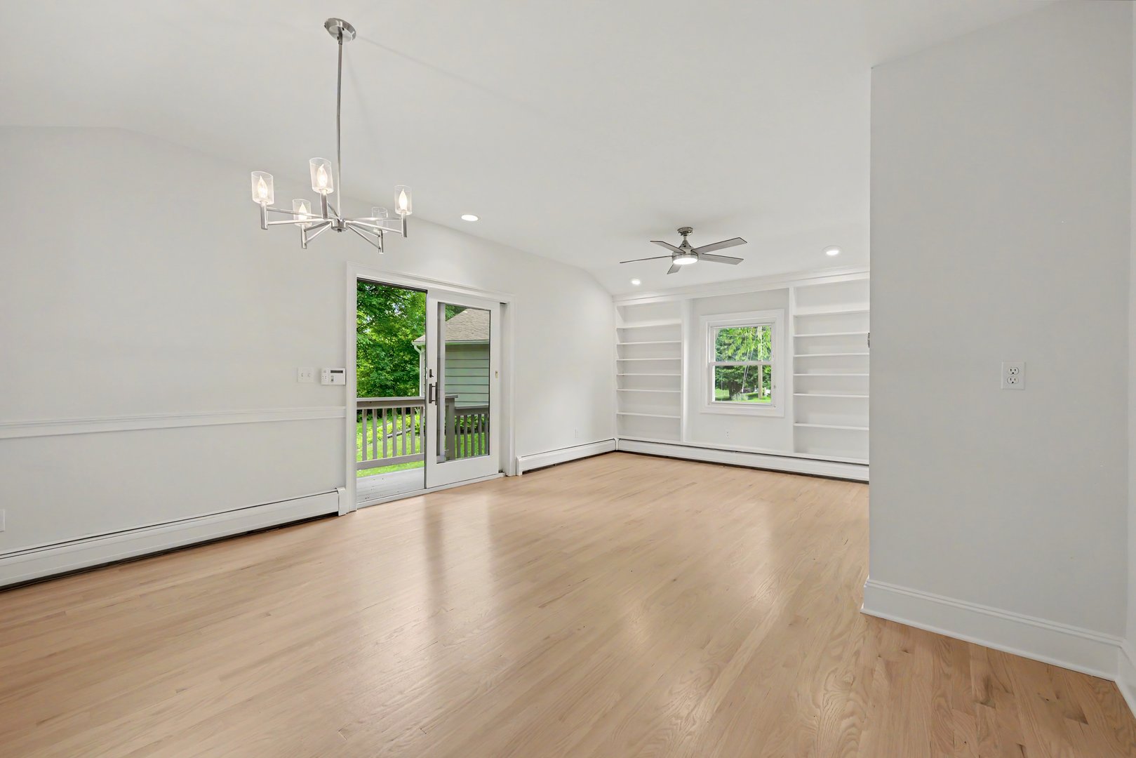27 Apple Lane Photo 12
