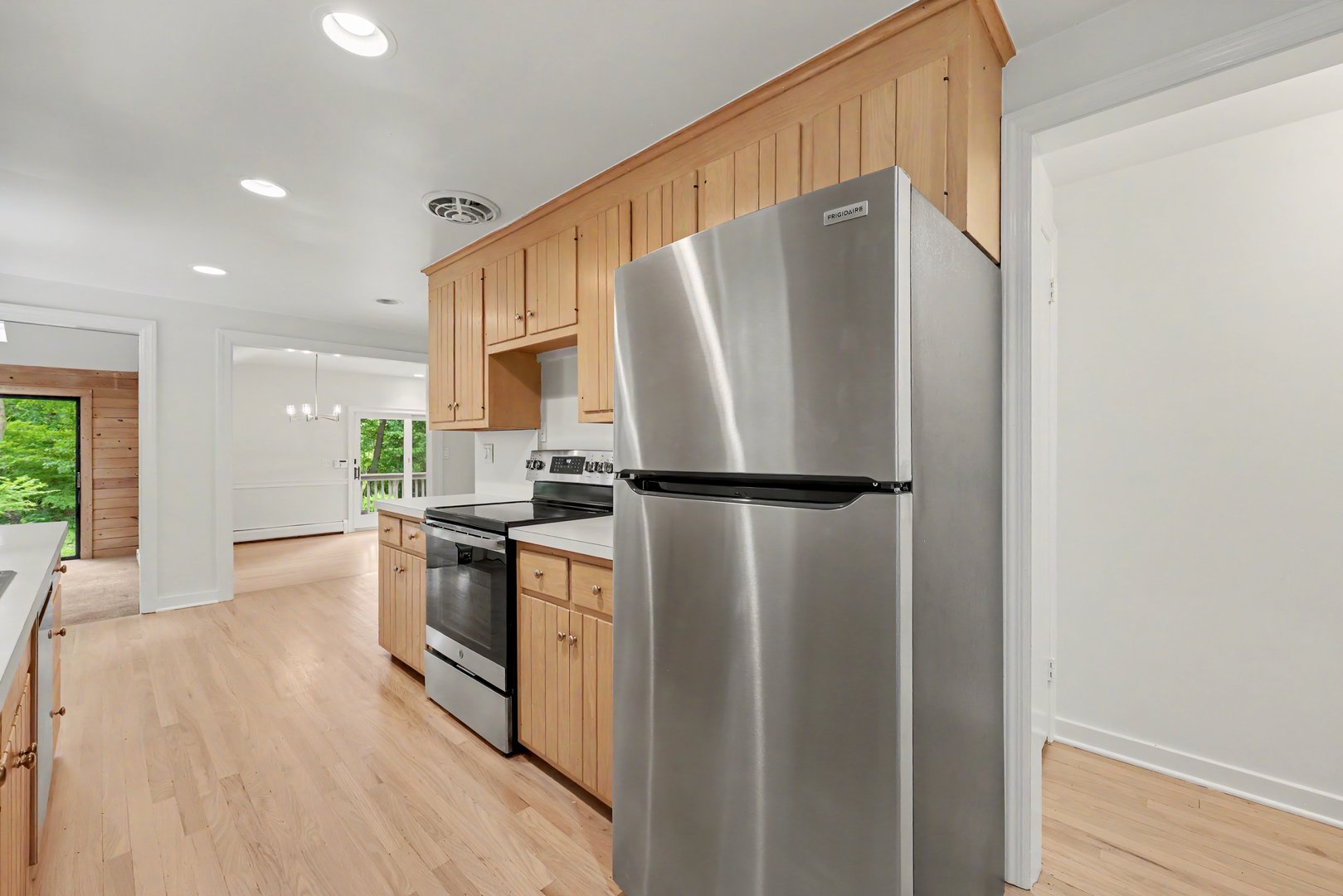 27 Apple Lane Photo 21