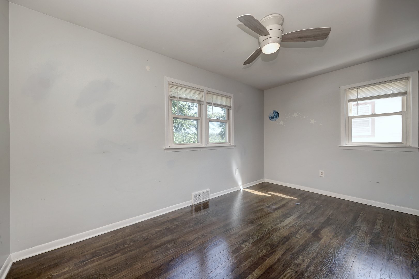 150 Hillcrest Road Photo 20
