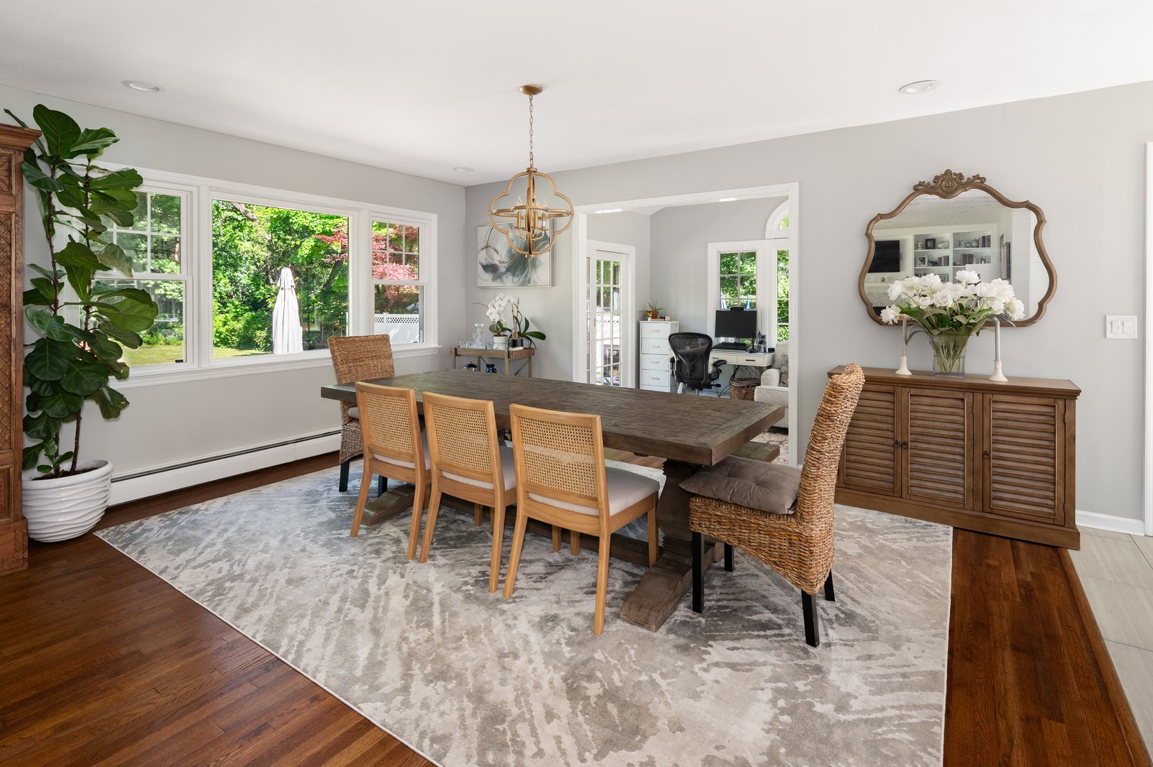 121 Thornwood Road Photo 11