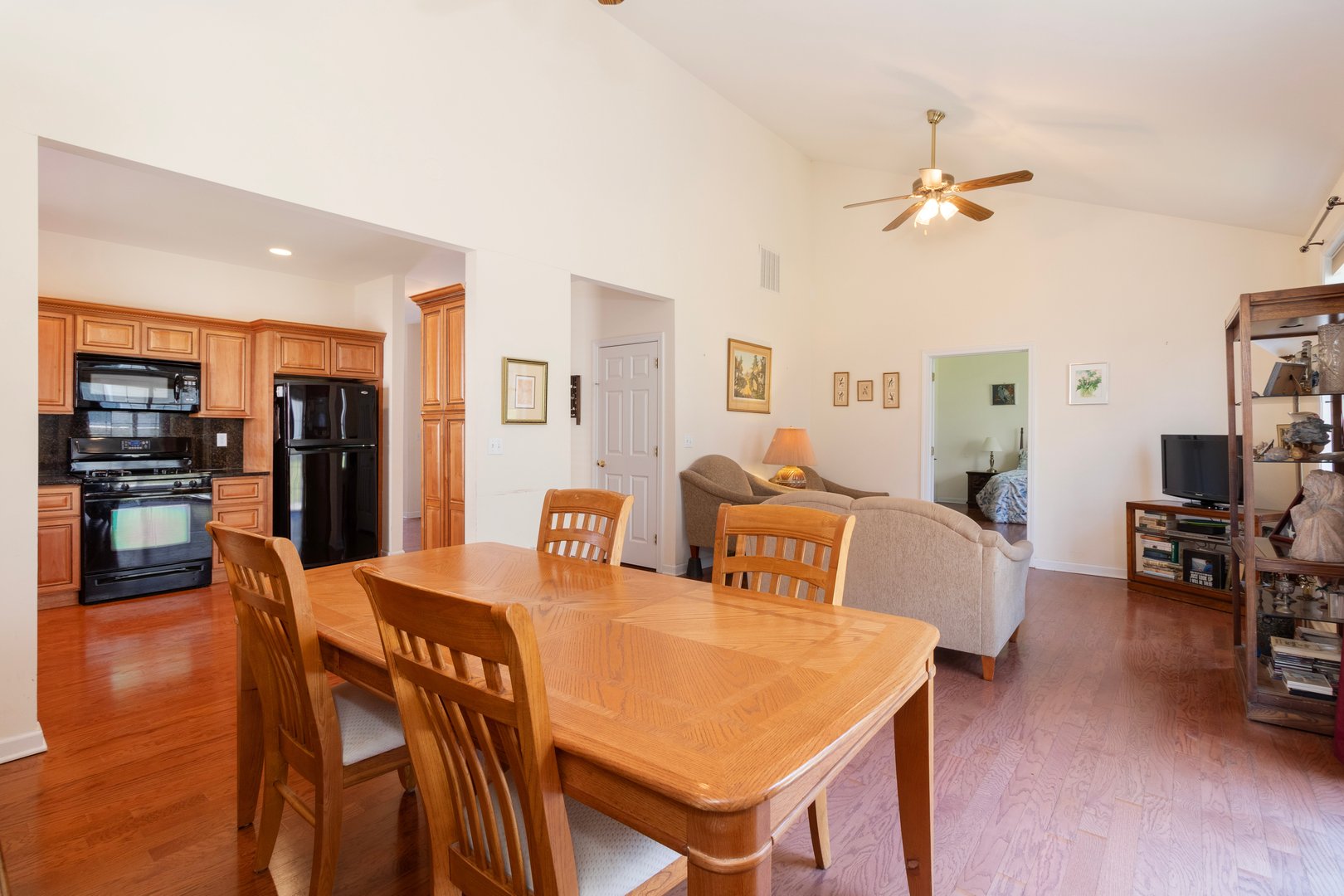 2950 State Street  #22 Photo 5