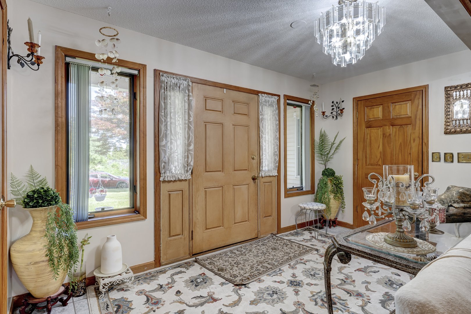 300 Hilltop Road Photo 3