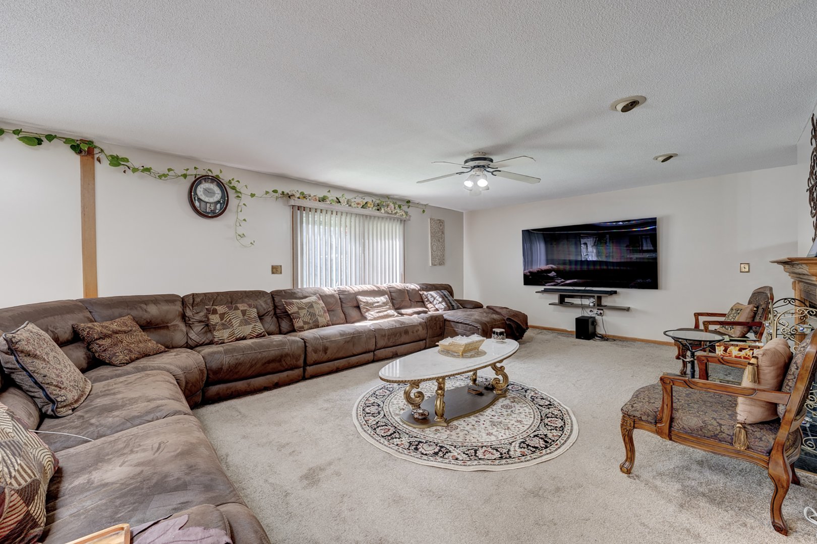 300 Hilltop Road Photo 8