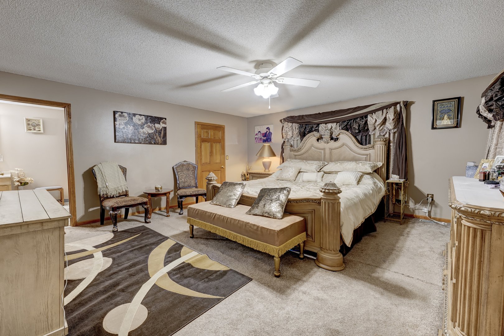 300 Hilltop Road Photo 22