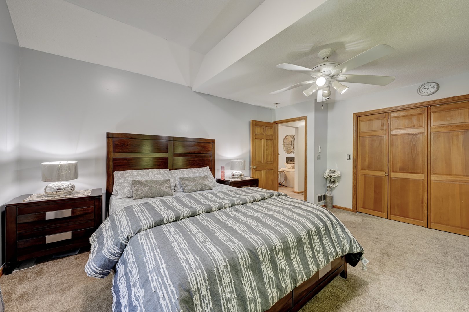 300 Hilltop Road Photo 26