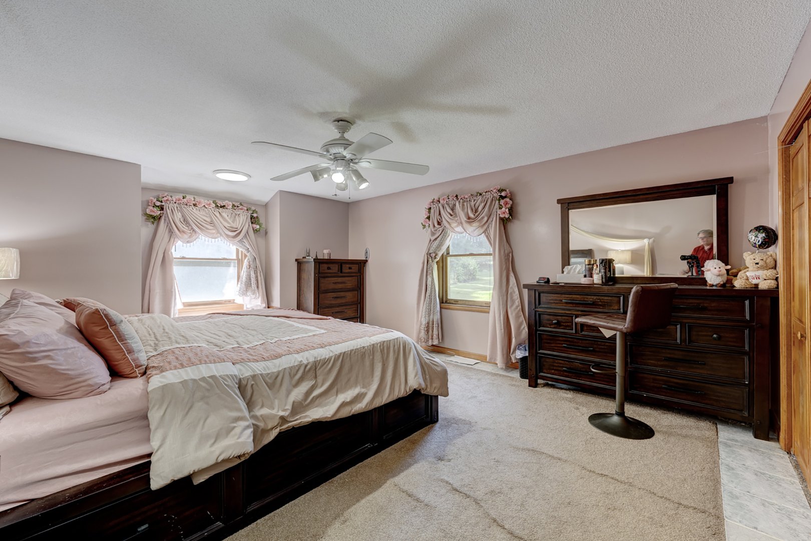 300 Hilltop Road Photo 29
