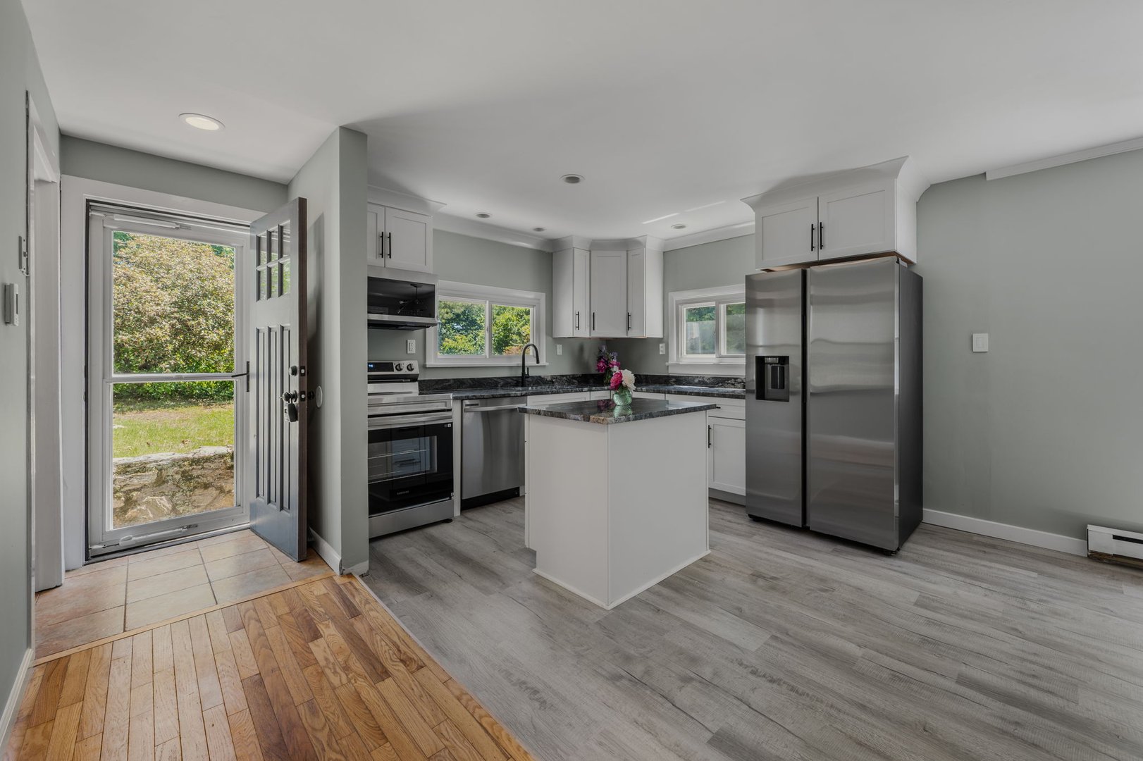 42 Shawandassee Road Photo 16