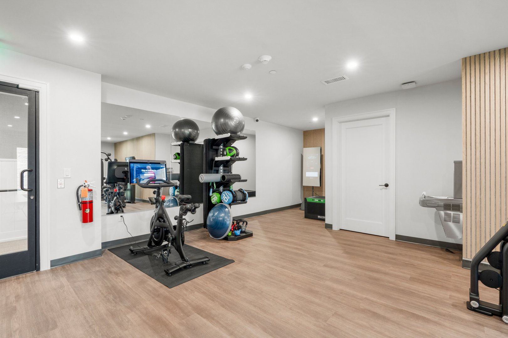 25 S Riverside Avenue  #108 Photo 34