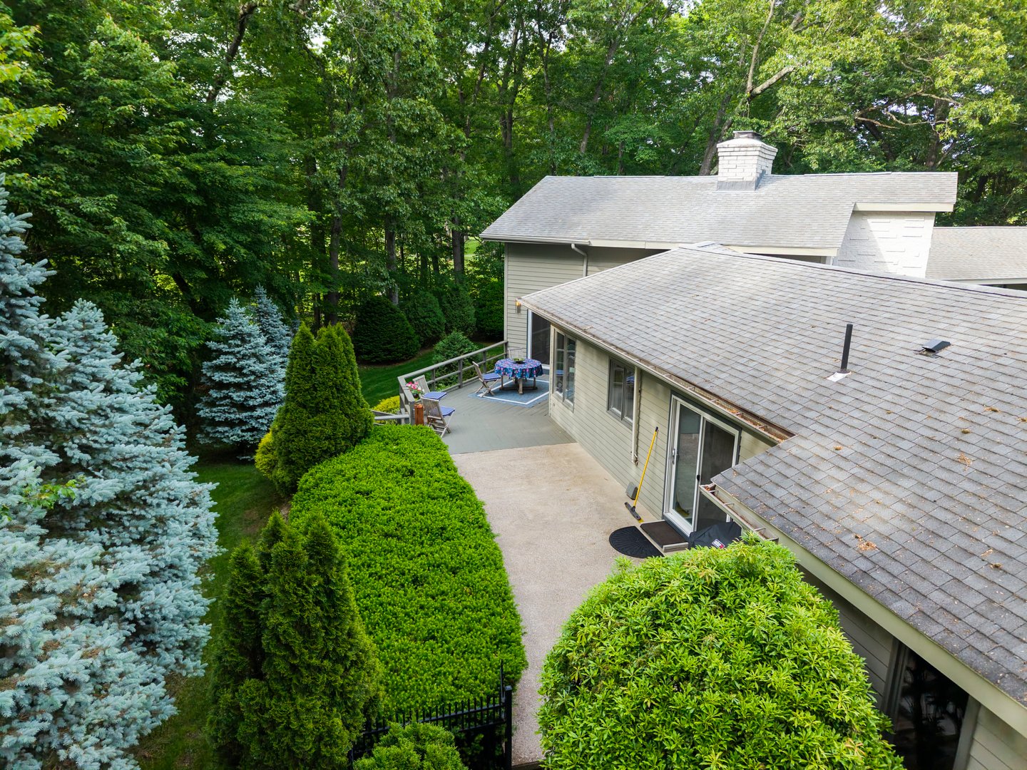 550 Wolf Swamp Road Photo 35
