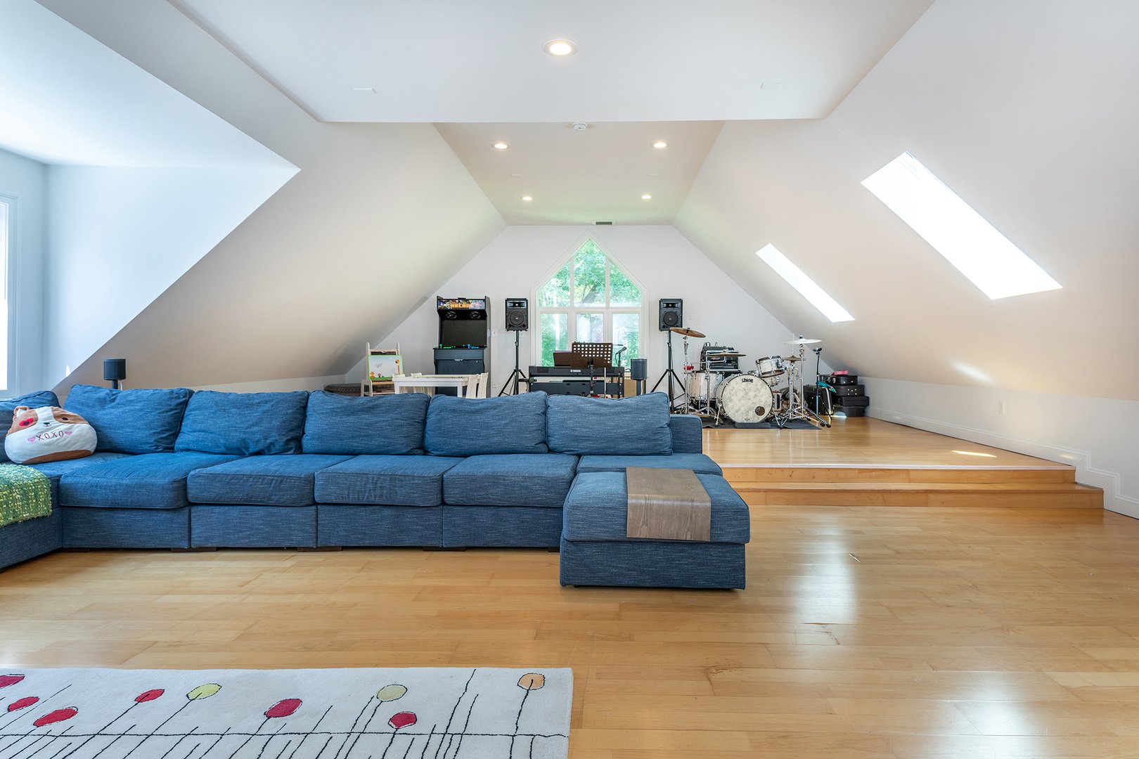 28 Drewbarrie Lane Photo 33