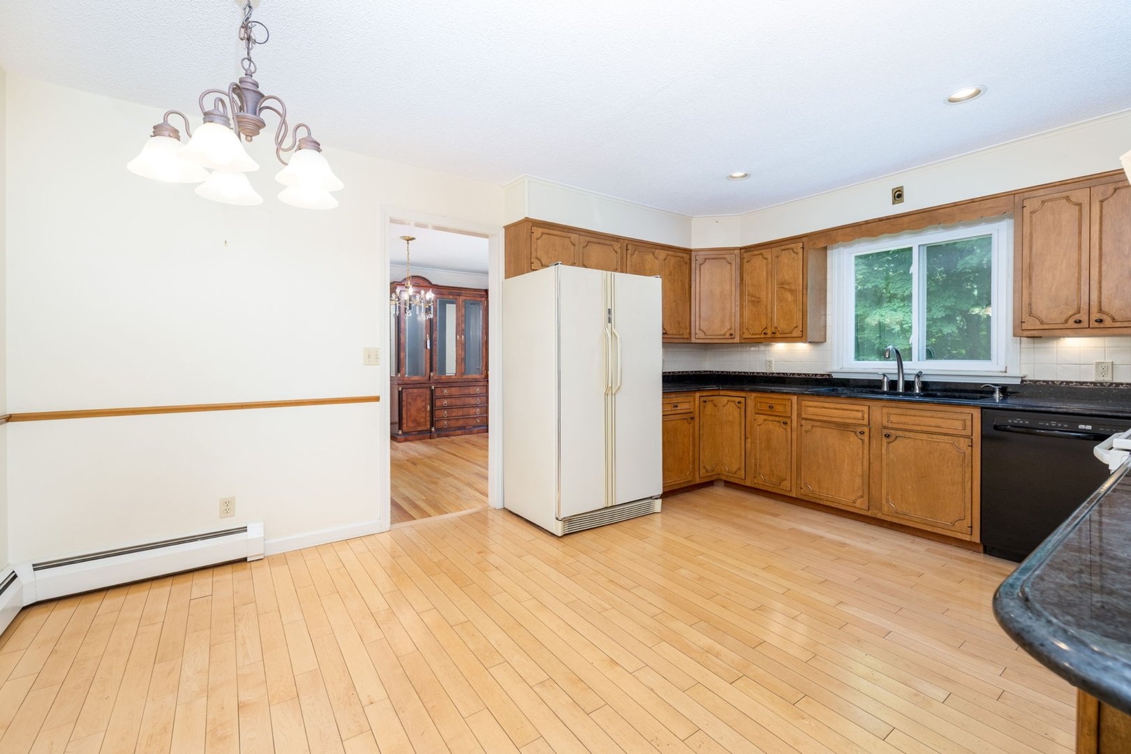 33 Hurds Hill Road Photo 10