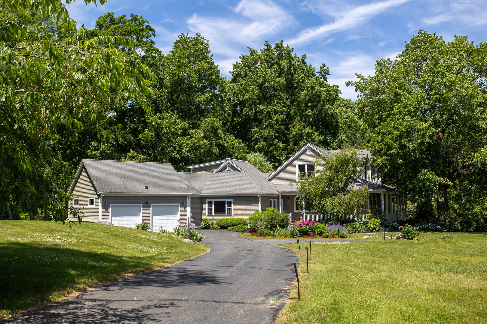 3 Cornwall Dr Photo 2