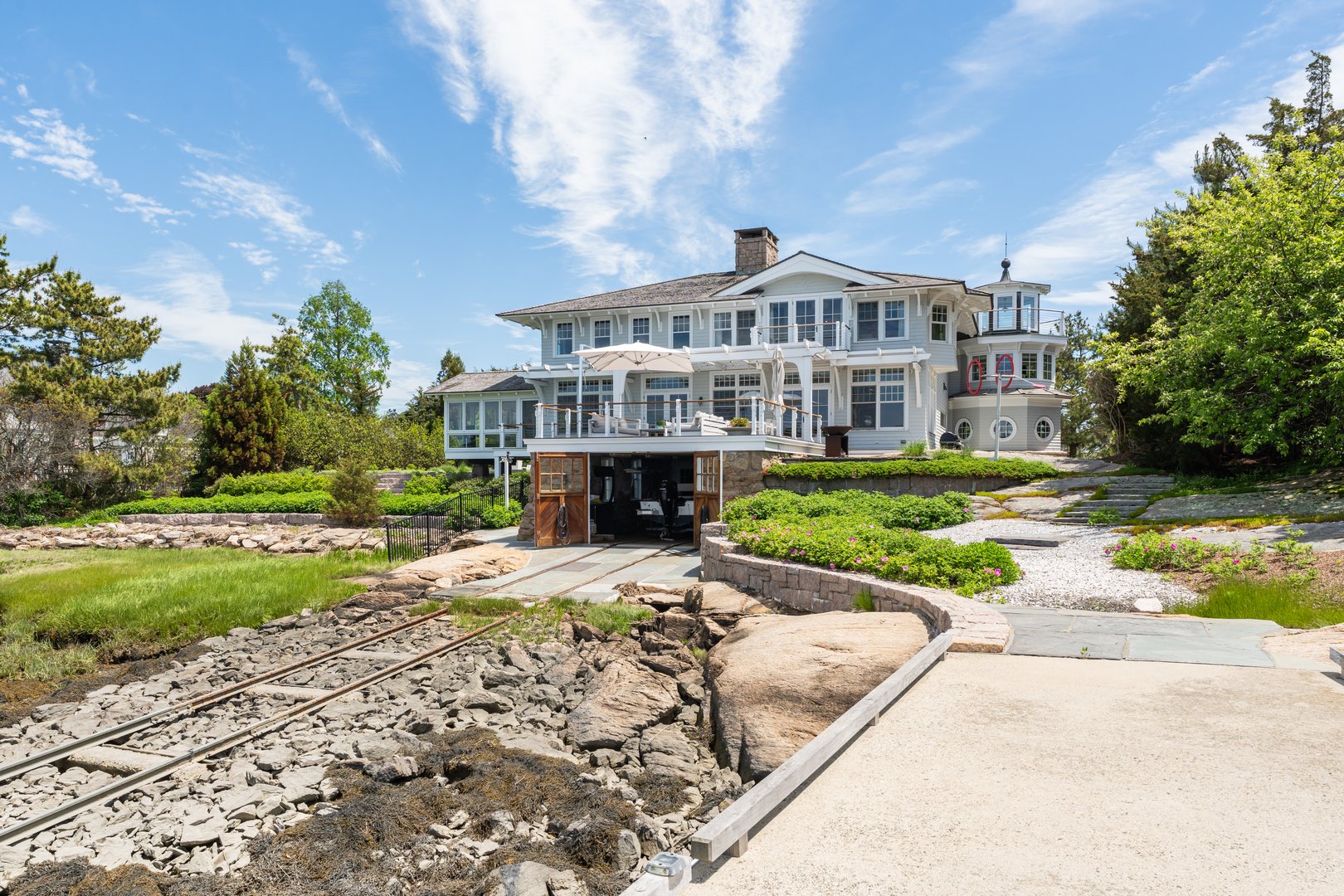 620 Colonial Road Photo 32