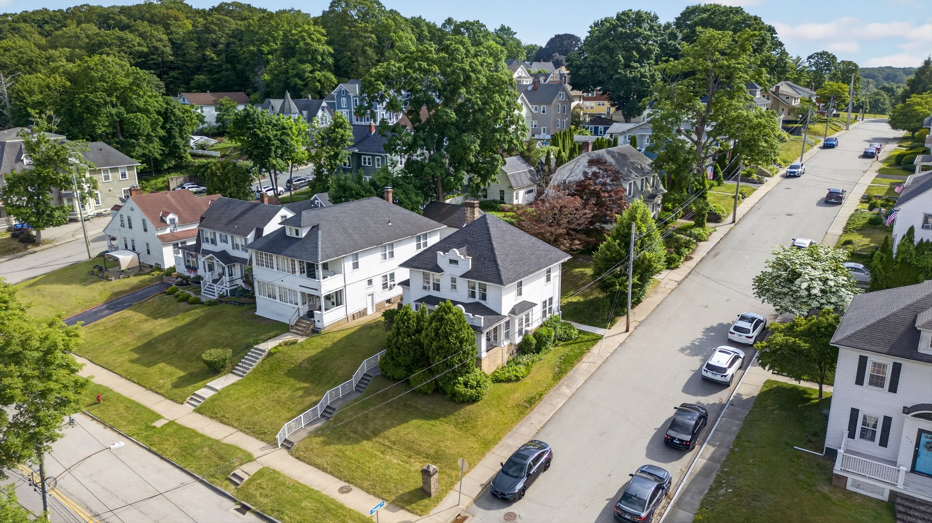 226 Broadway Photo 1