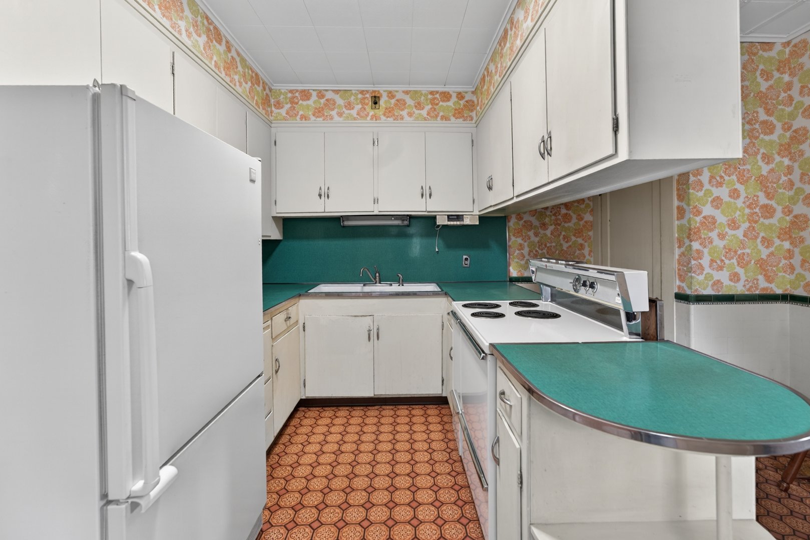 226 Broadway Photo 13