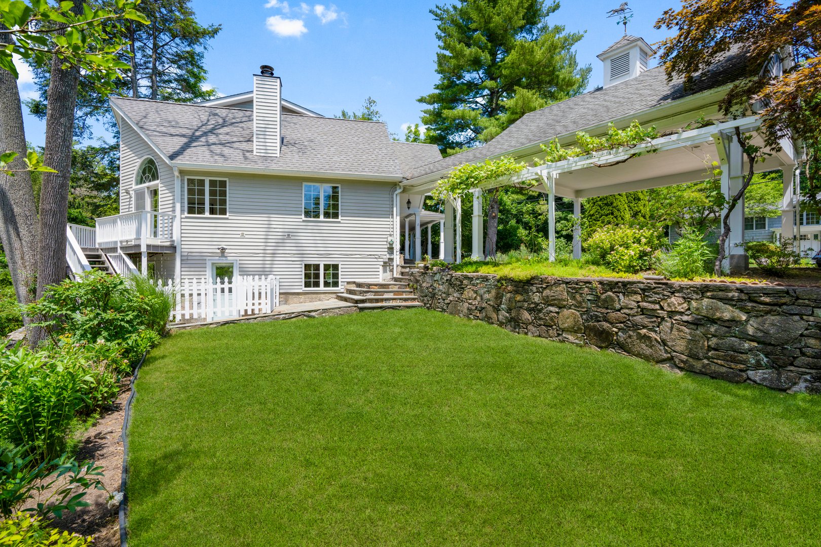 125 Saxon Woods Road Photo 30