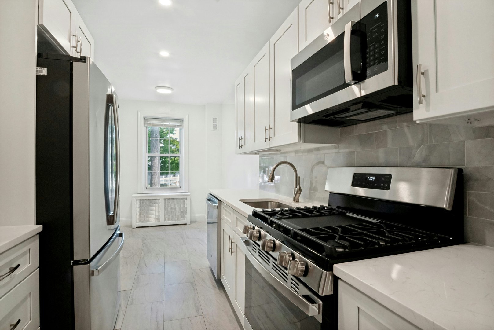 300 S Broadway  #1 G Photo 9