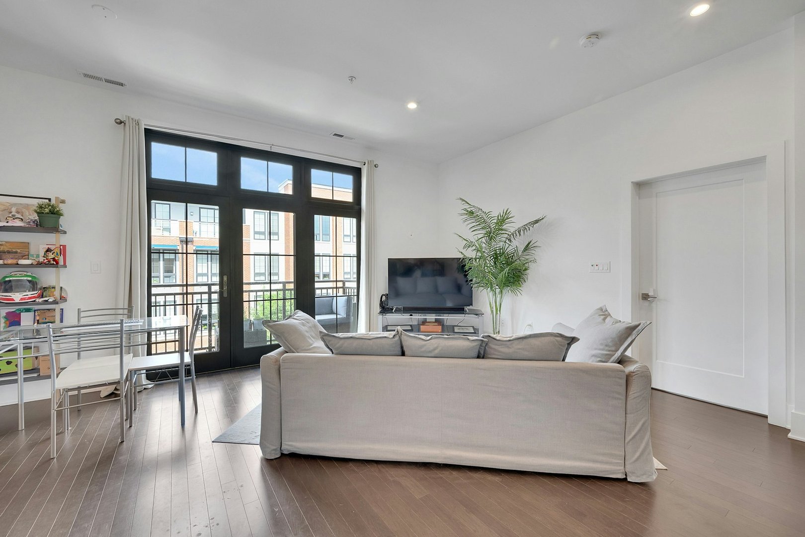 102 Legend Drive  #301 Photo 5
