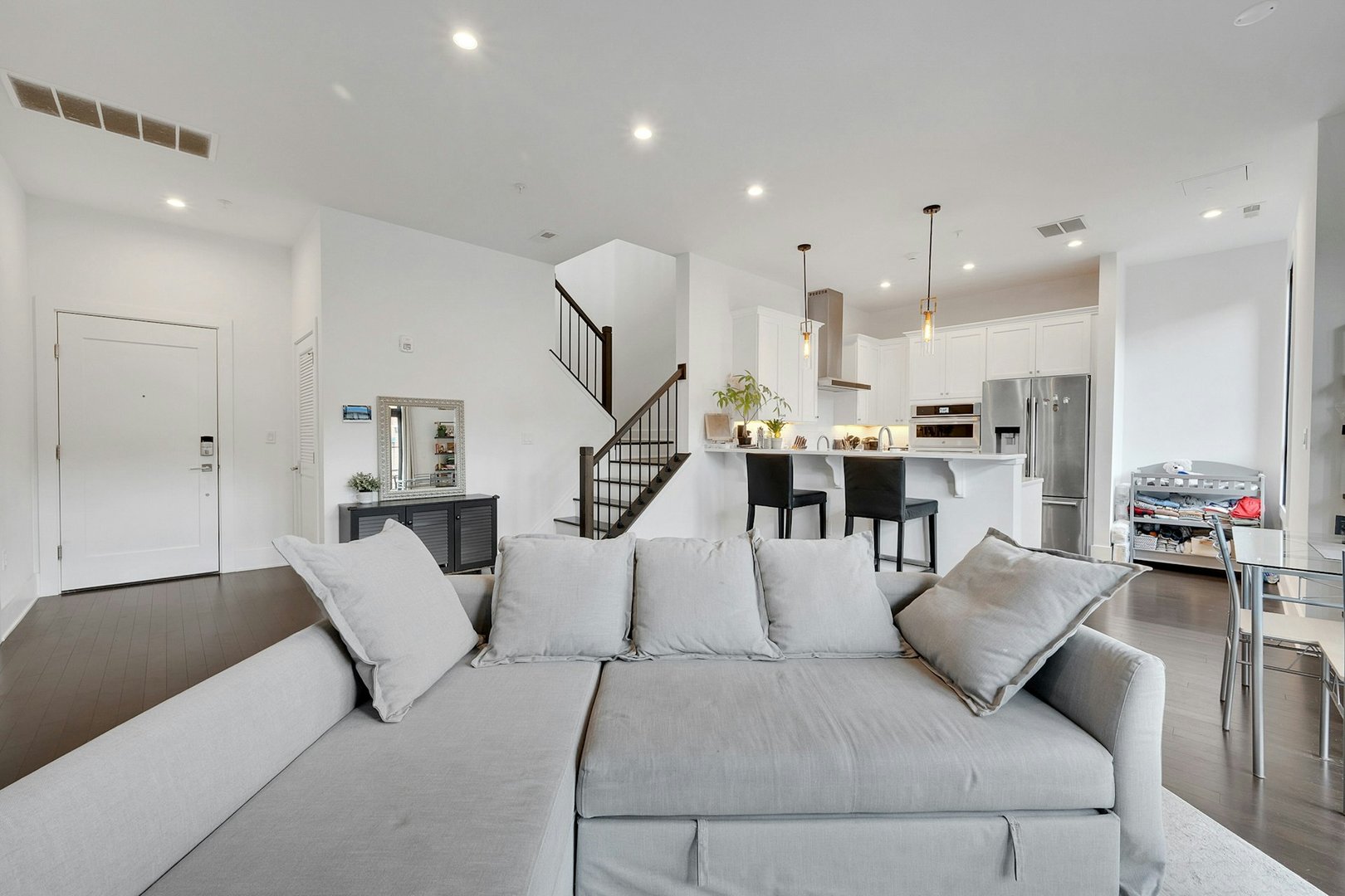 102 Legend Drive  #301 Photo 7