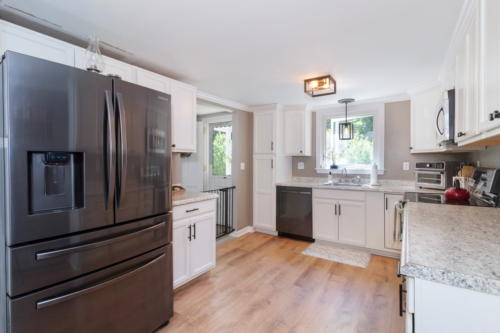 254 Park Road Photo 5