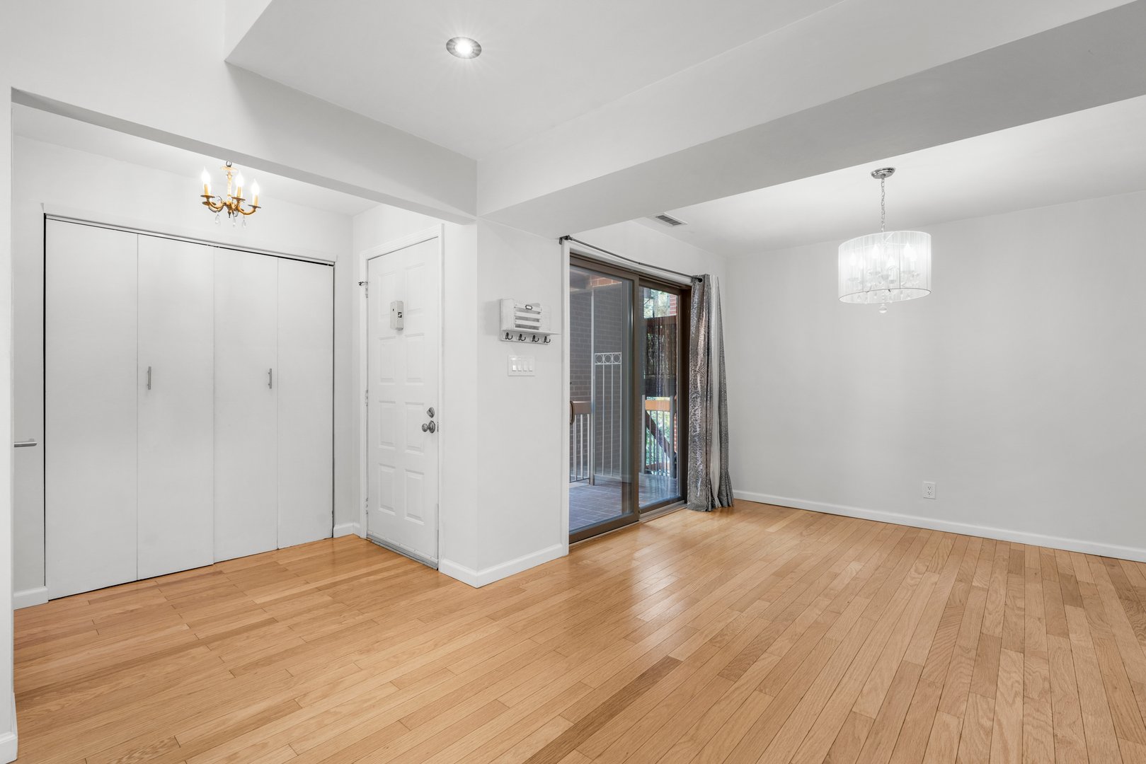 18 Bronxville Glen Drive  #11 Photo 6