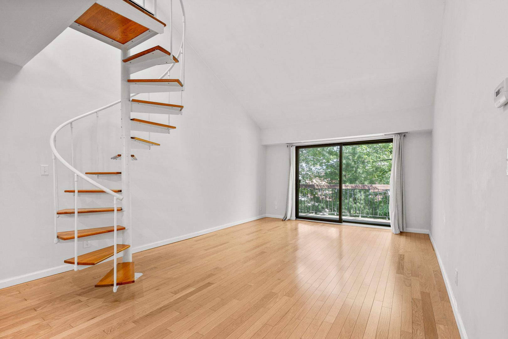 18 Bronxville Glen Drive  #11 Photo 9