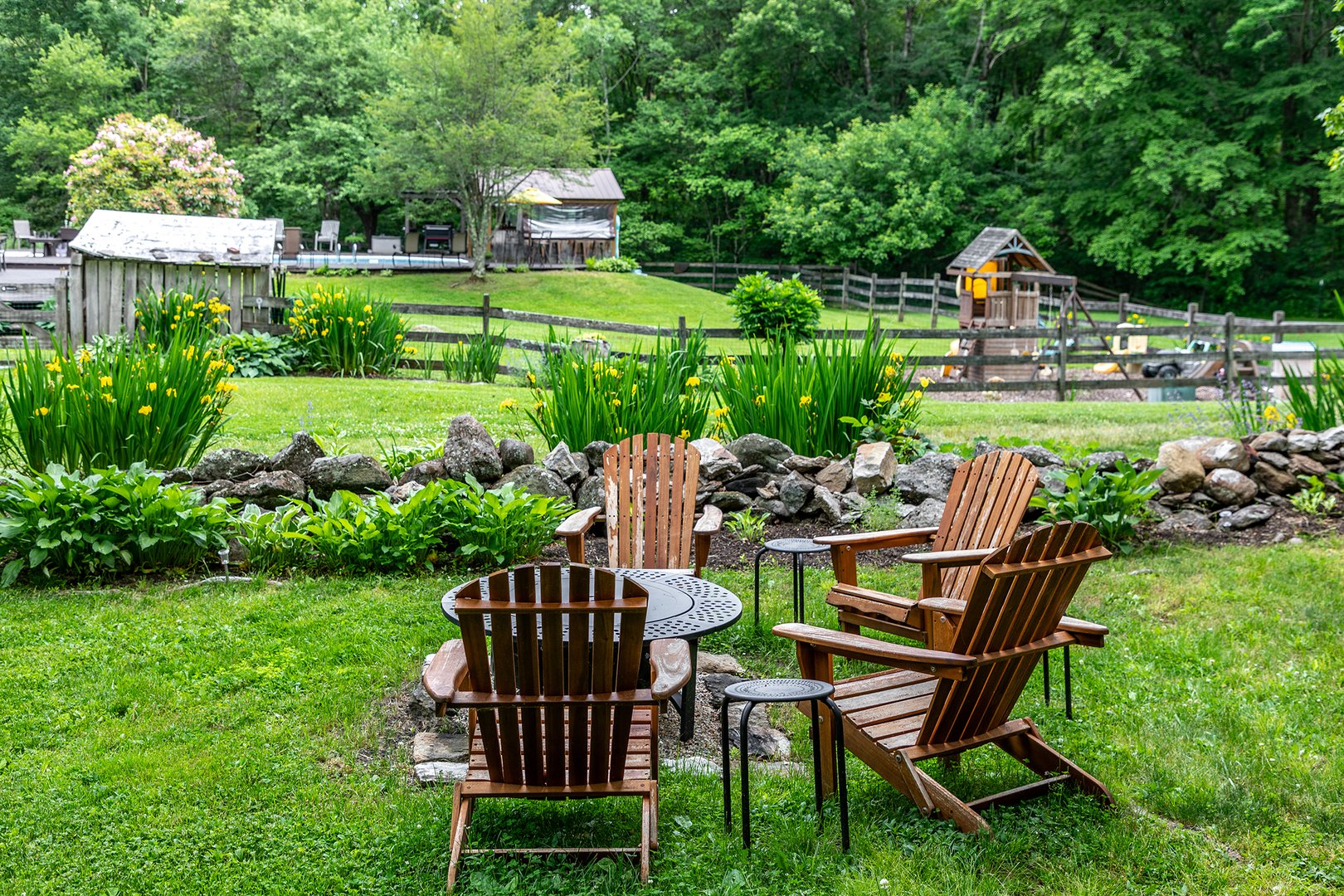 70 Reed Road Photo 26