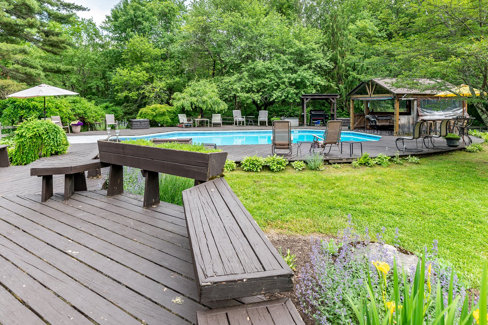 70 Reed Road Photo 31