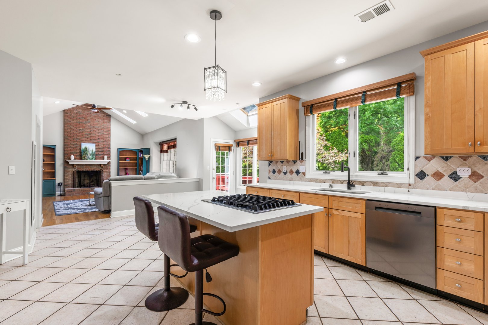 30 Sheldon Street Photo 22