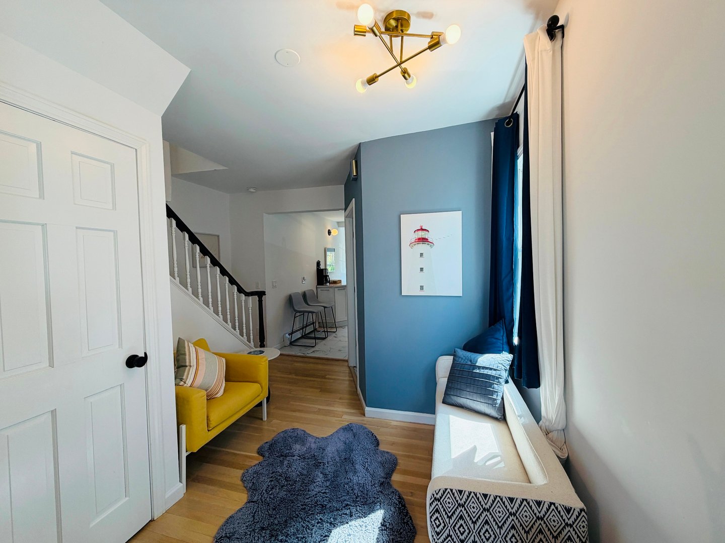 241 Townsend Avenue Photo 9