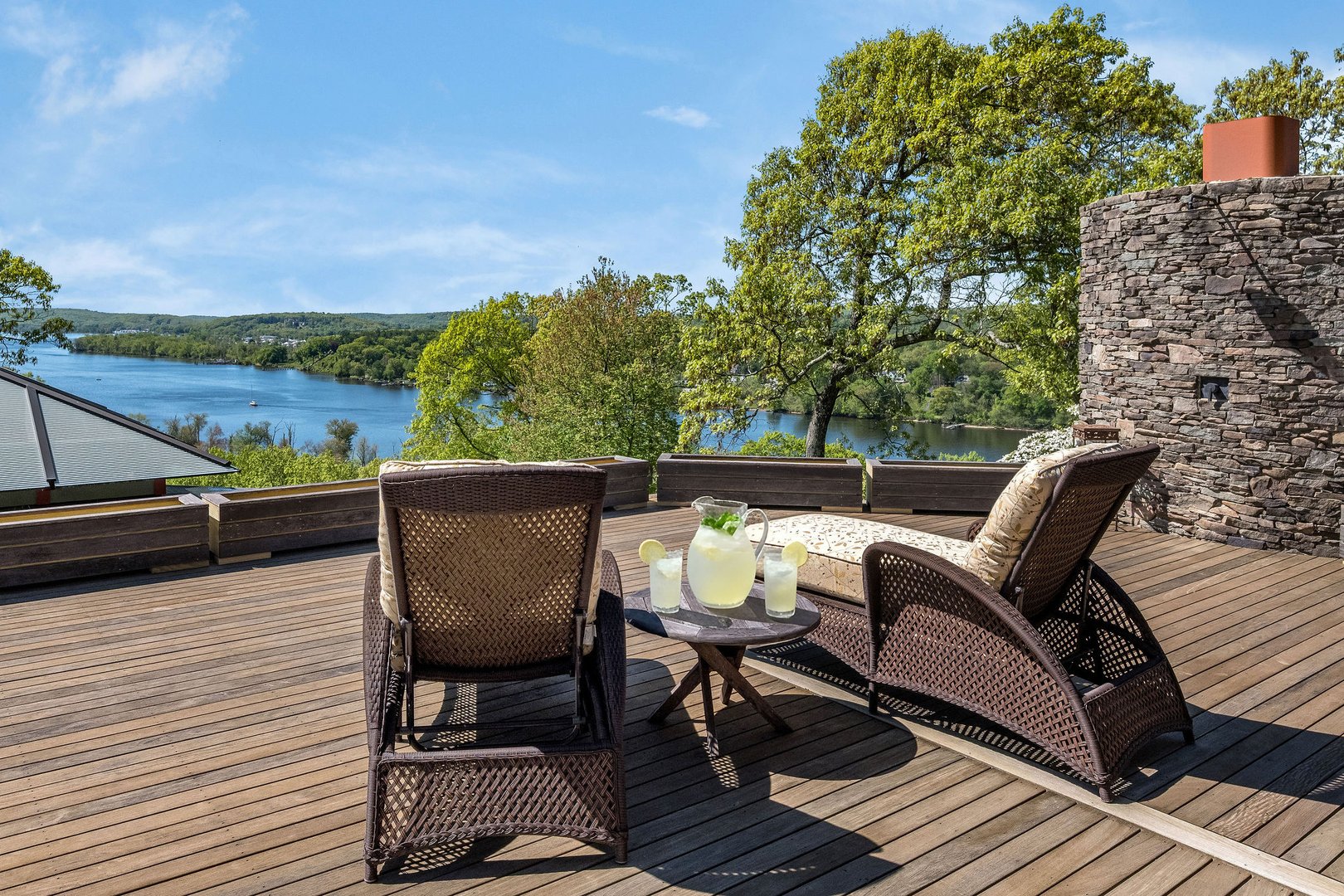 89 River Road Photo 22