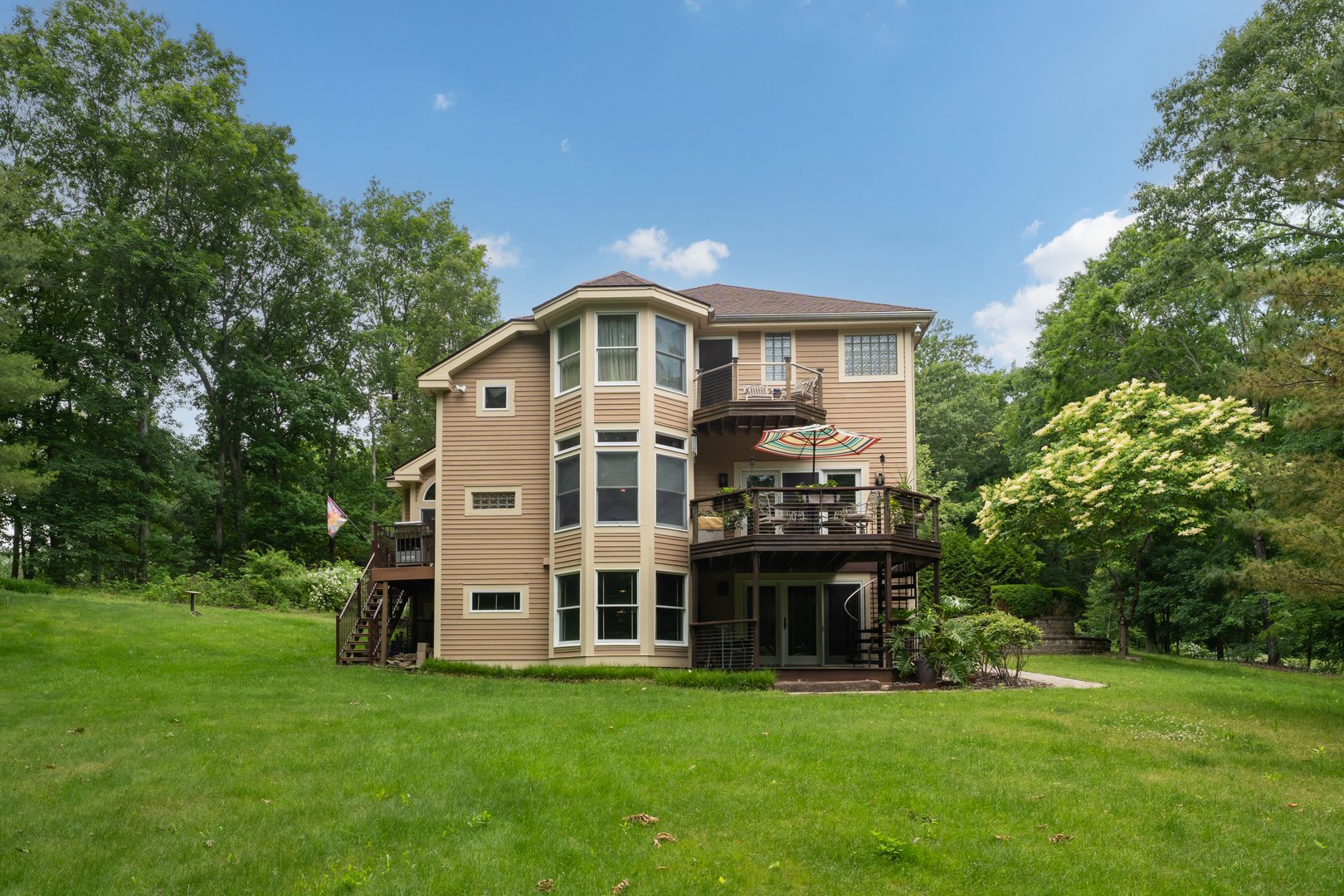 32 Staba Drive Photo 5